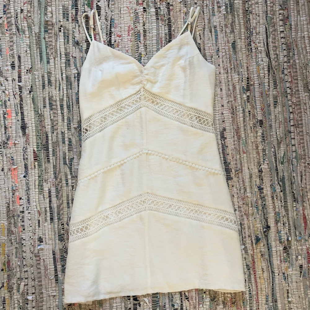 White dress(graduation, brides)